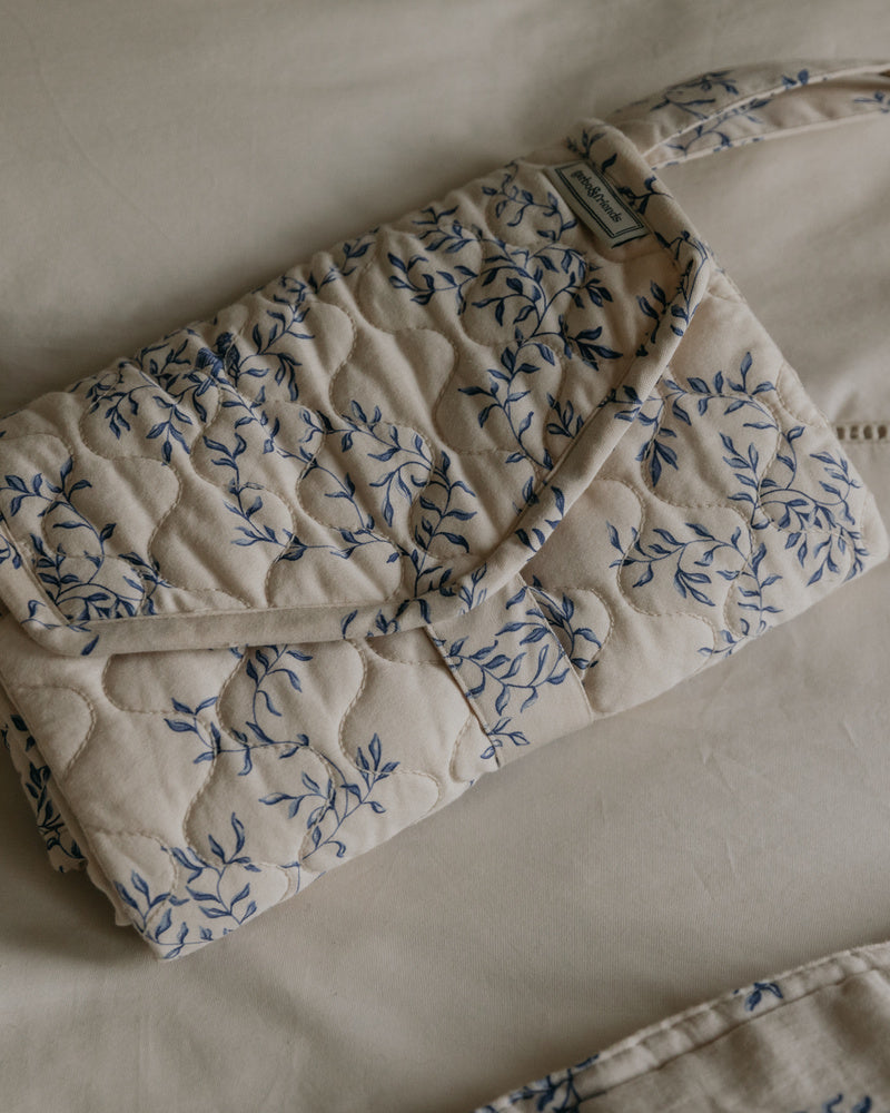 Satin Quilted Change To Go
