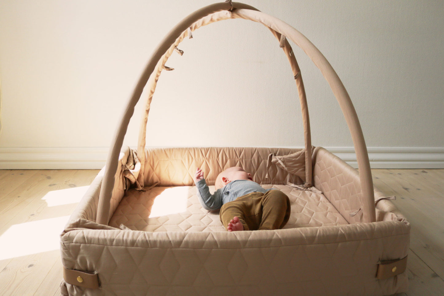 Activity nest - Soft quilt Doeskin