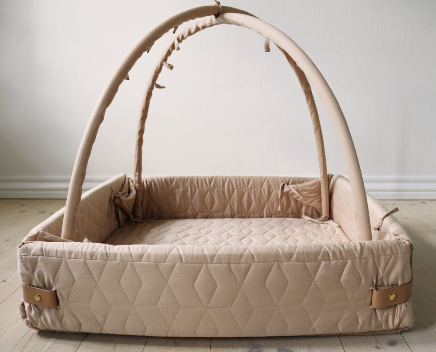Activity nest - Soft quilt Doeskin