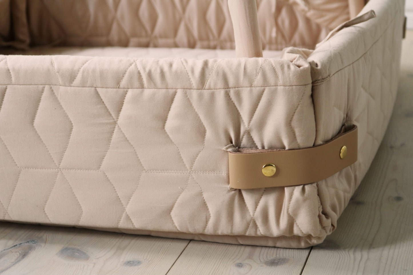 Activity nest - Soft quilt Doeskin