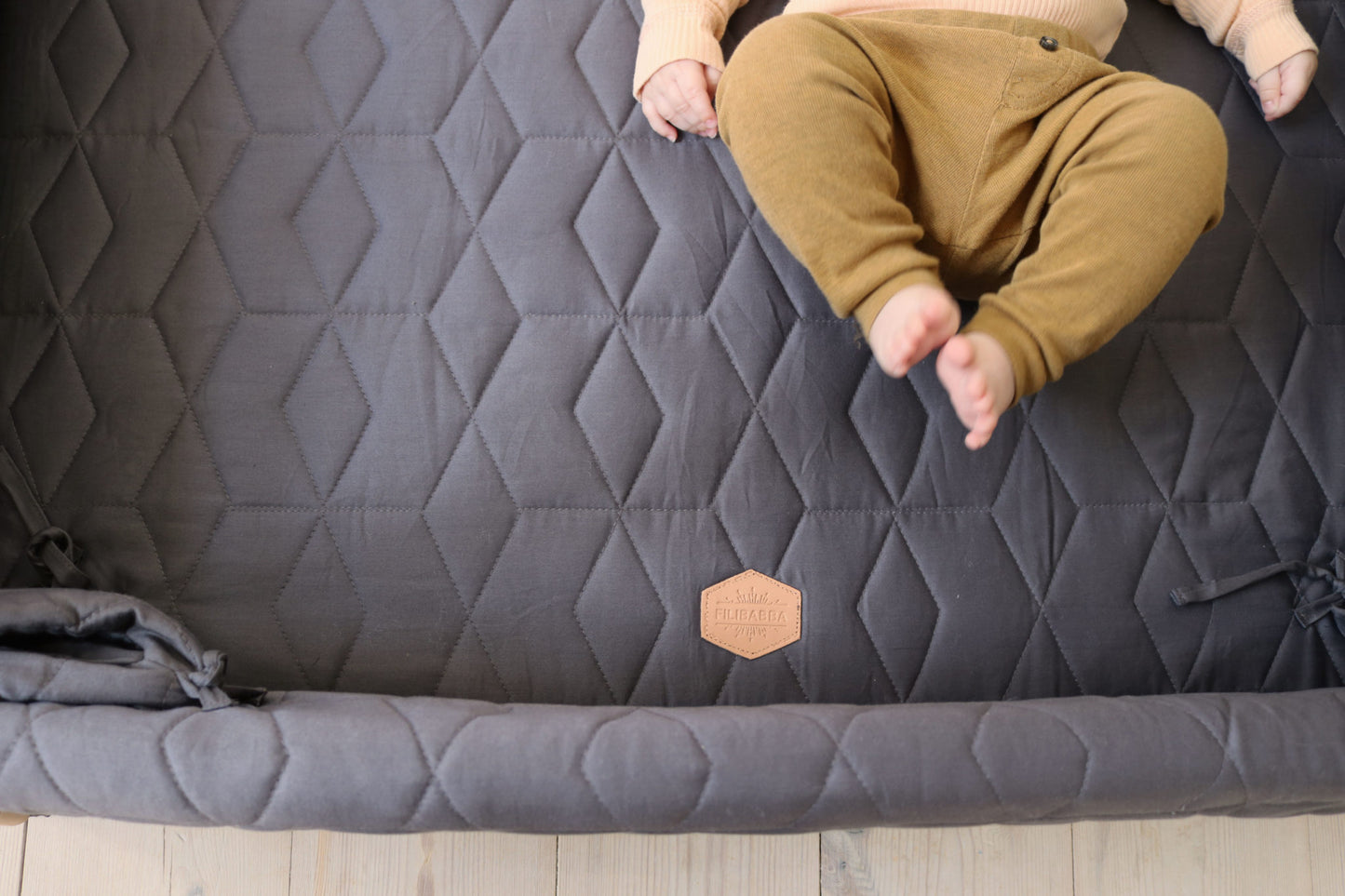 Activity nest - Soft quilt Stone Grey
