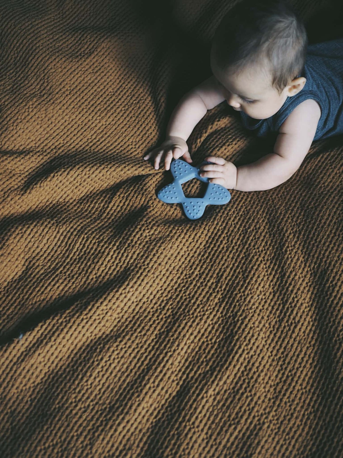 Teether - Star natural rubber