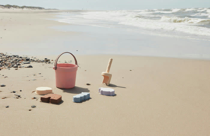 Leo Beach Set Coral