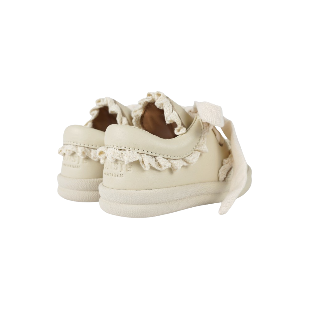 Wisel Sneakers