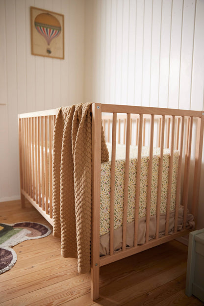 Knittet baby blanket GOTS
