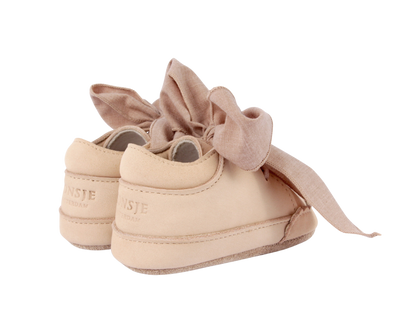 Lonny Sneakers | Powder Nubuck