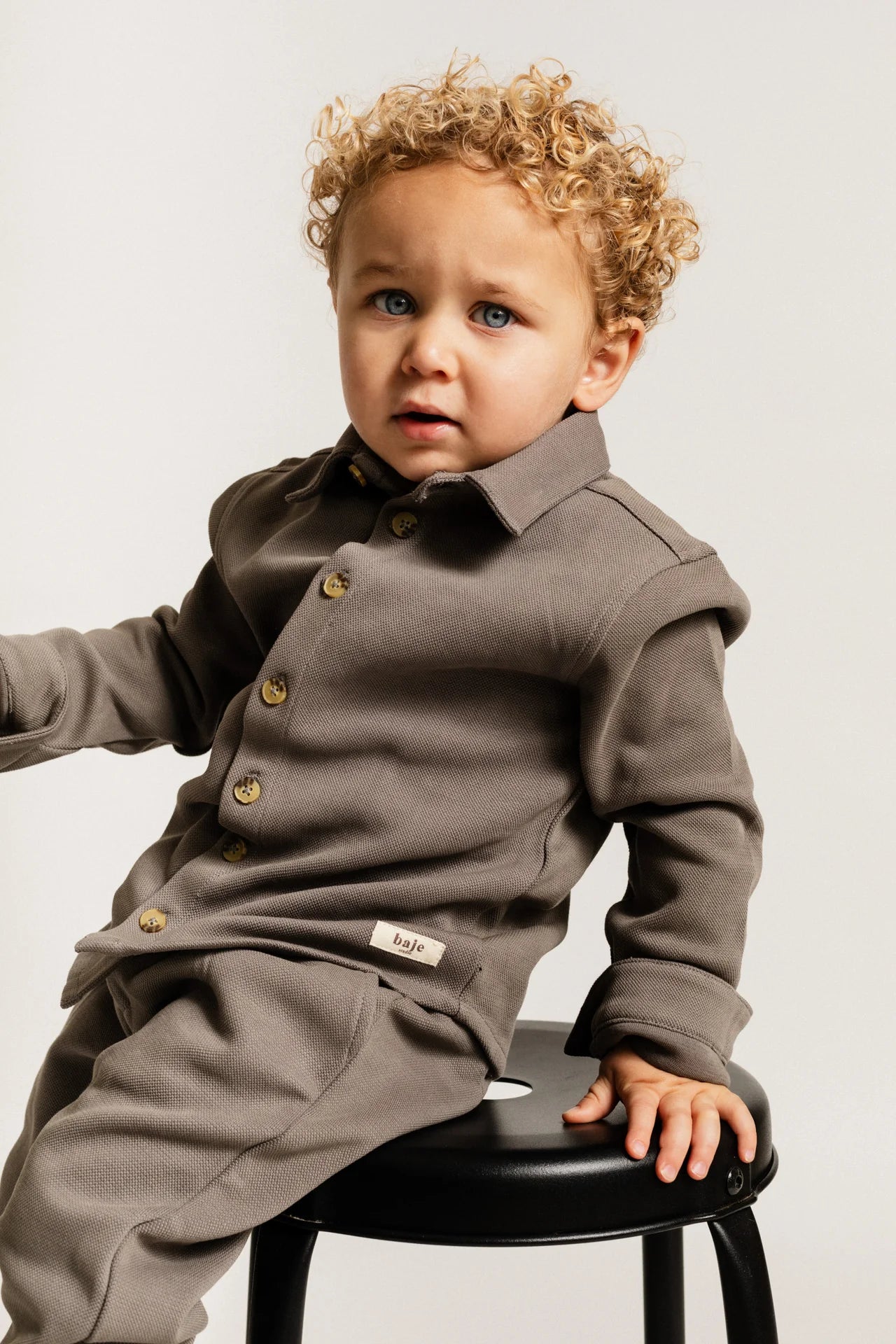 Wisley Grey steel dark