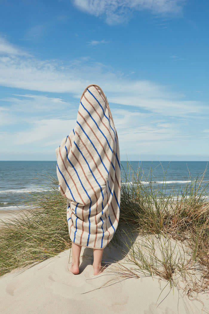 Raita Hooded Towel