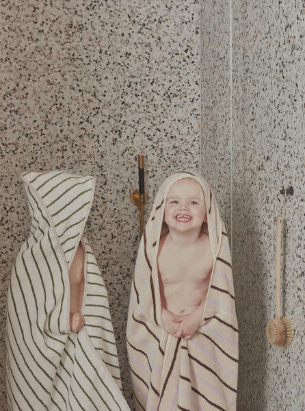 Raita Hooded Towel